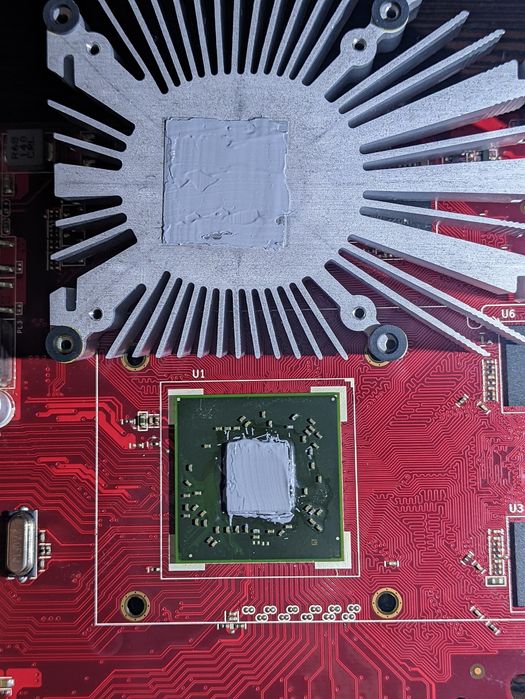 Материнская плата 775, видеокарта (ASUS P5E+HD 6670 1GB+RAM 4GB)