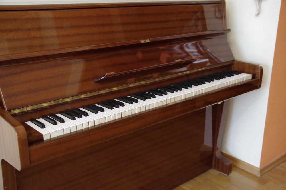 Sprzedam pianino Nordiska Pianofabriken.