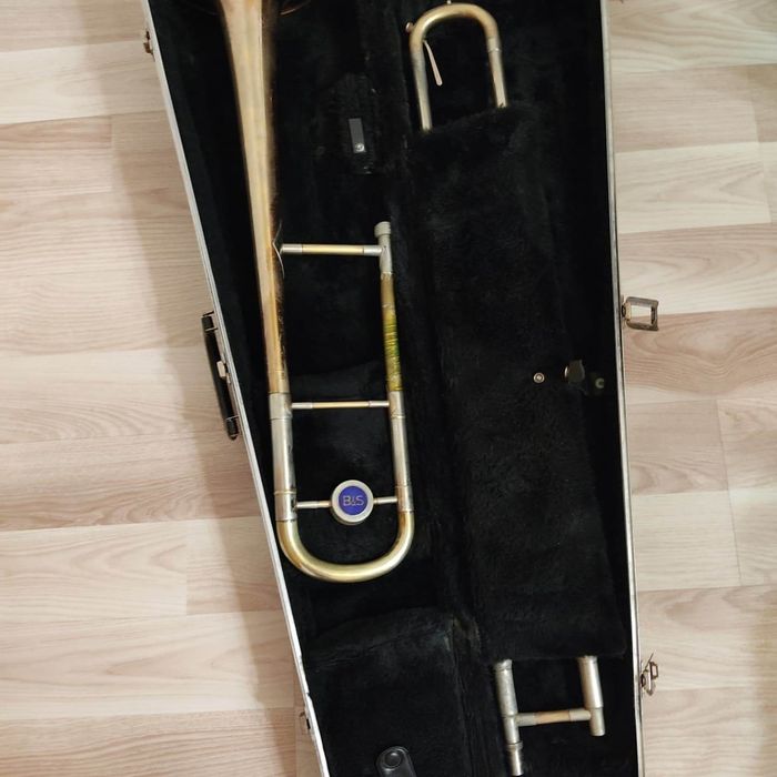 Продам тромбон B&S