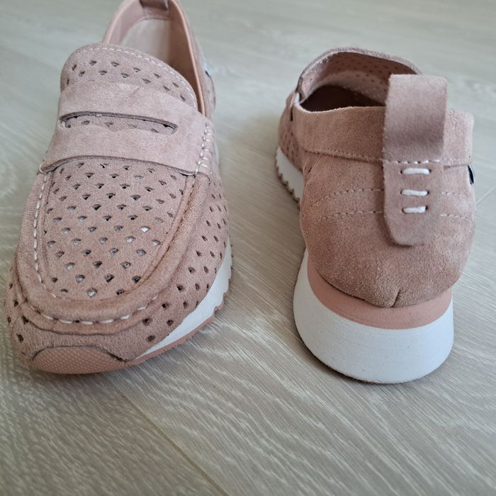 Взуття обувь туфлі лофери кросівки туфли кроссовки