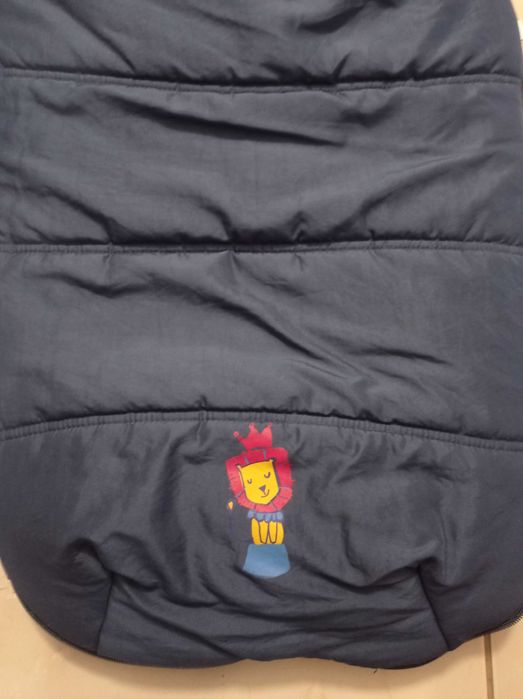 Cobre pés para carrinho de bebé