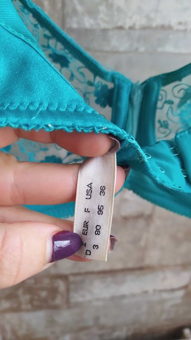 Кружевной бюстик, бюстгальтер Acousma