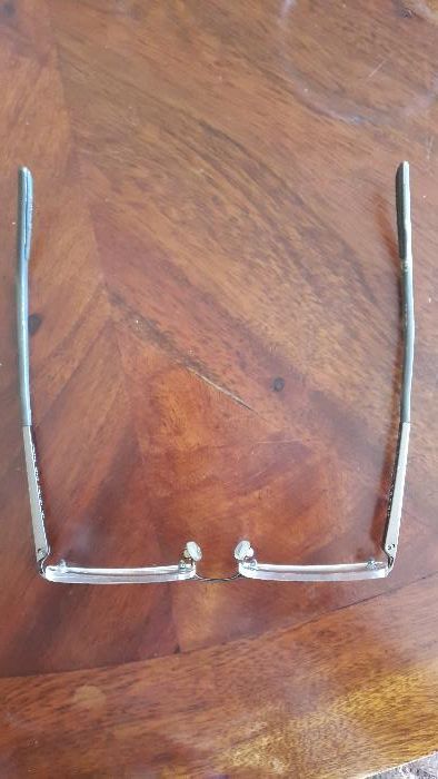 Armações Prada para óculos