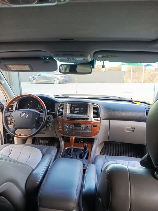 Лексус лх 470 2005