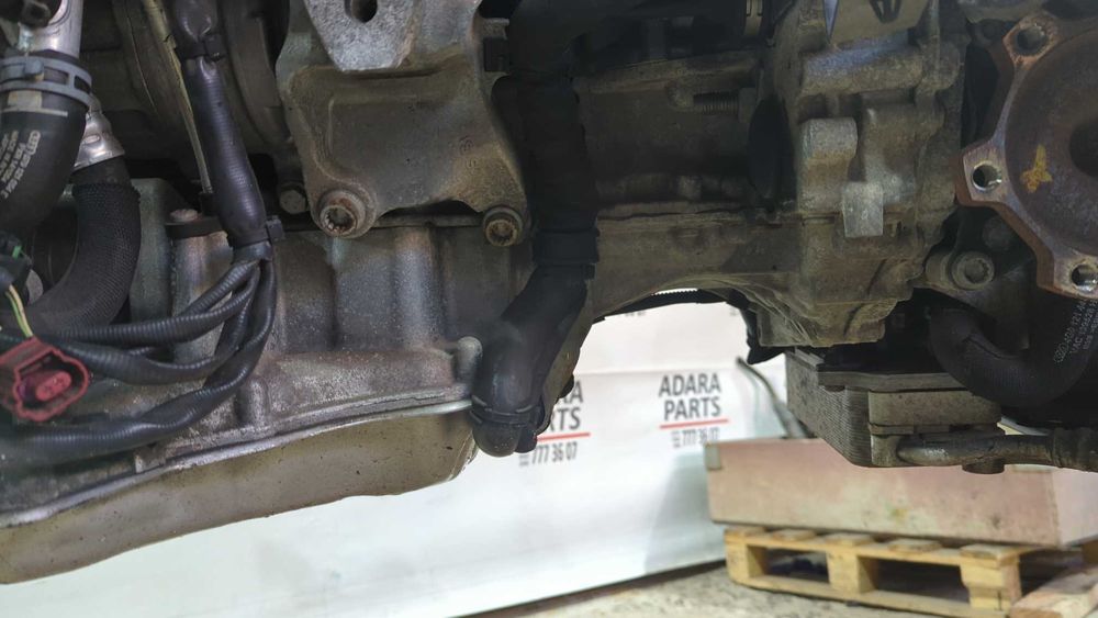 Двигун(мотор) 4,0L CEUC в зборі з АКПП 7- ступ PXK знято з Audi S7 4G8