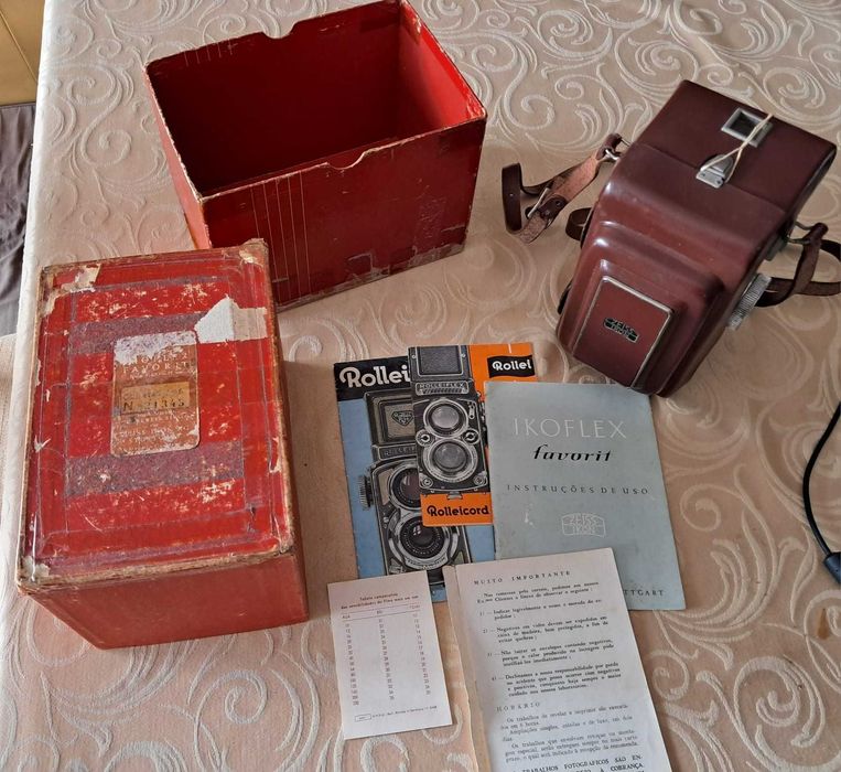 Câmara Zeiss Ikon Ikoflex Favorit Tessar 75mm completa 1957 (TLR)
