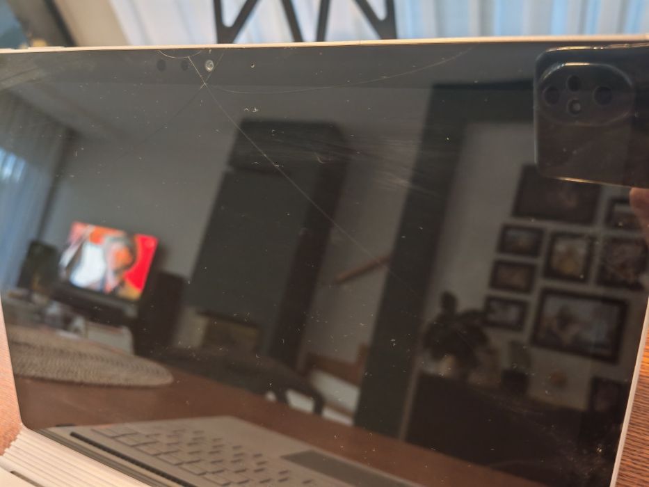 Microsoft Surface Book 2 i7 GTX1050
