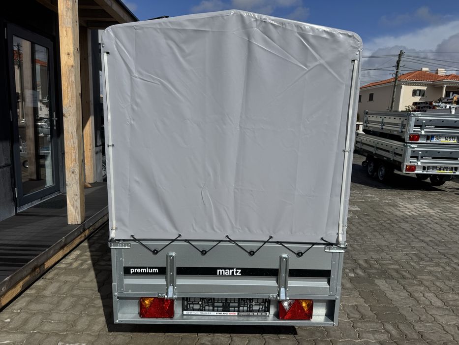 Atrelado MARTZ PREMIUM 2,65 XL + lona de cobertura NOVO