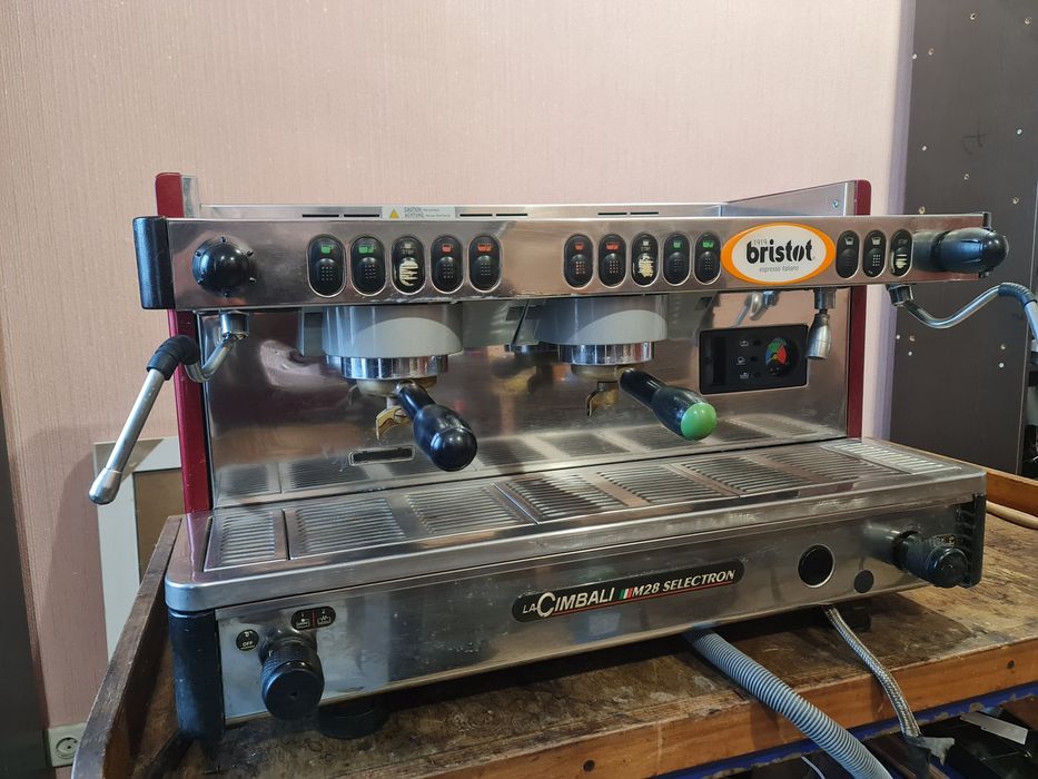 Продам кавомашину LA Cimbali  M28 Selectron