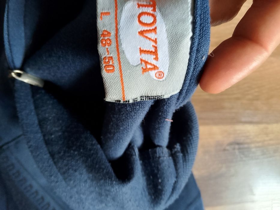 Bluza, stan jest dobry (są trochę zmolki), marka Tovta