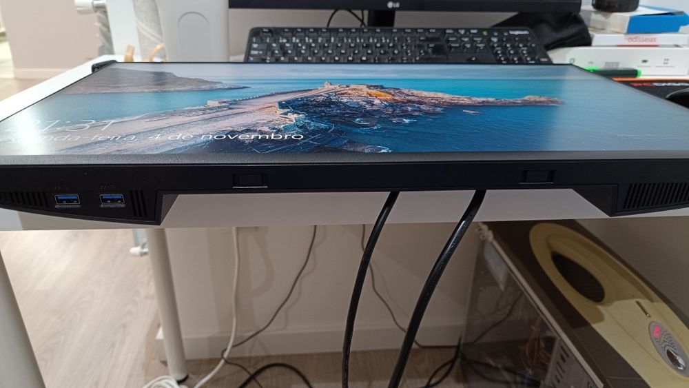 Monitor 24" DELL