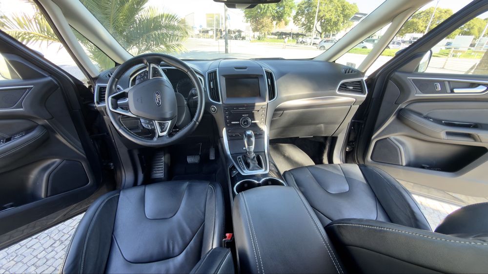 Ford S-Max — fotografia 7