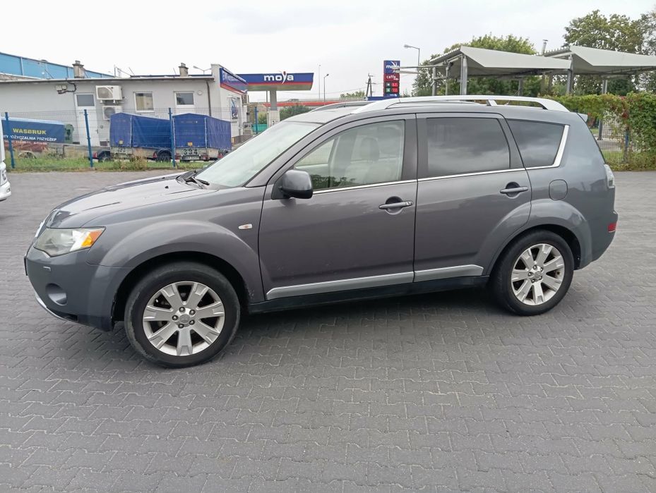 Outlander Mitsubishi