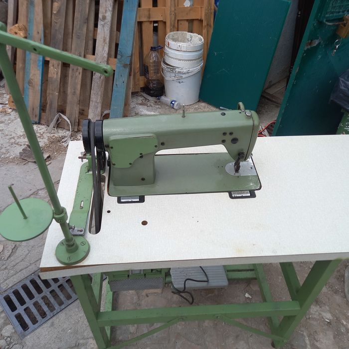 Maquina de costura