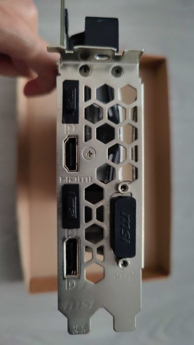 placa gráfica MSi GTX 1070 Ti Armor Twin Frozr 8GB