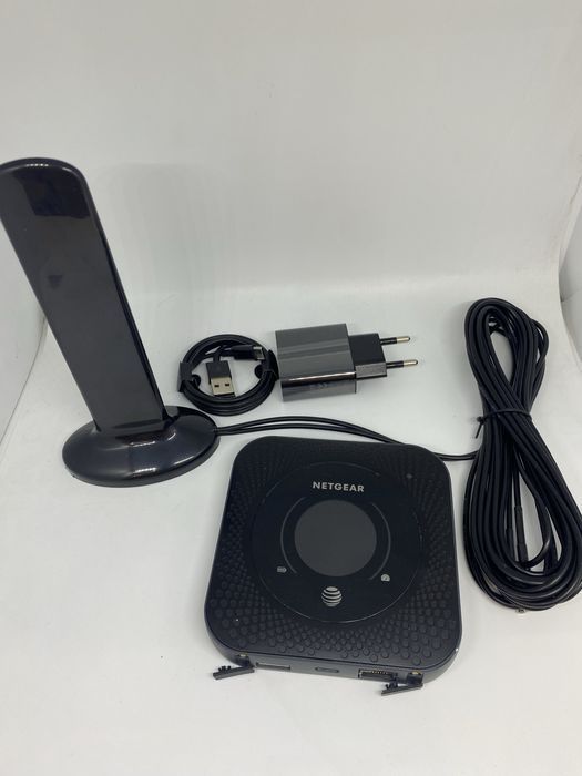 Комплект NETGEAR MR1100 Nighthawk M1 + Антена 4G LTE WiFi MIMO