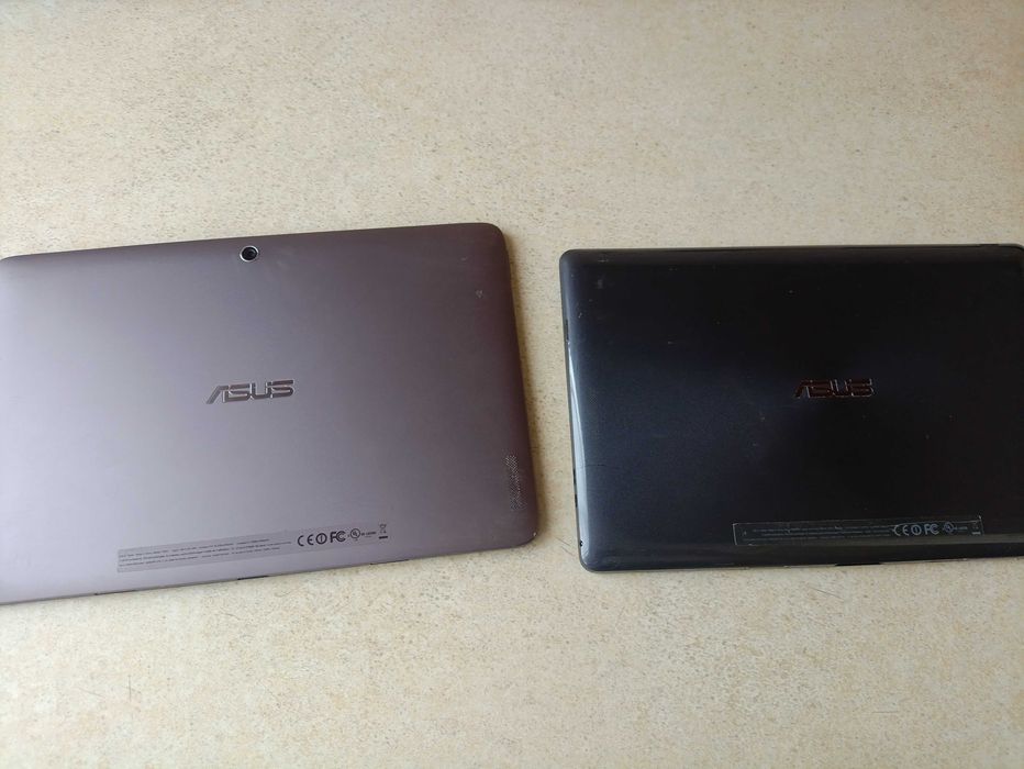 Планшети Asus 2шт. (неробочі)