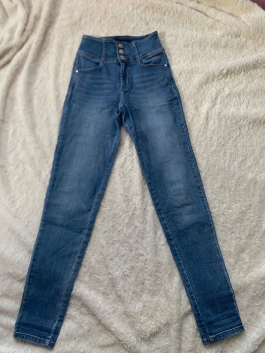 TALLY WEiJL jeansy jak nowe  r.34