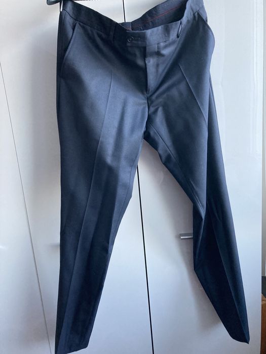 Sprzedam garnitur Vistuli super slim idealny na studniówkę