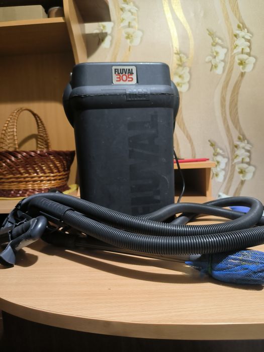 Внешний фильтр Fluval 305