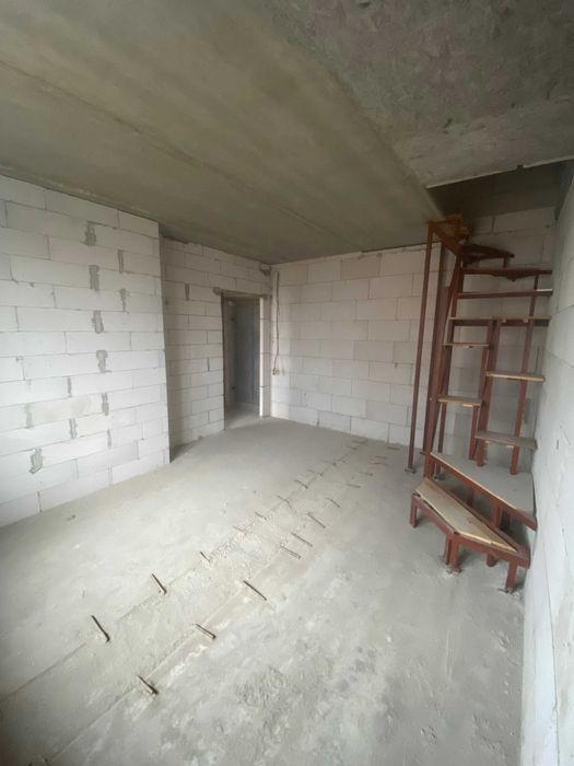 ТЕРМІНОВО!!!  Продається 3-х кімнатна ДВОХРІВНЕВА квартира!