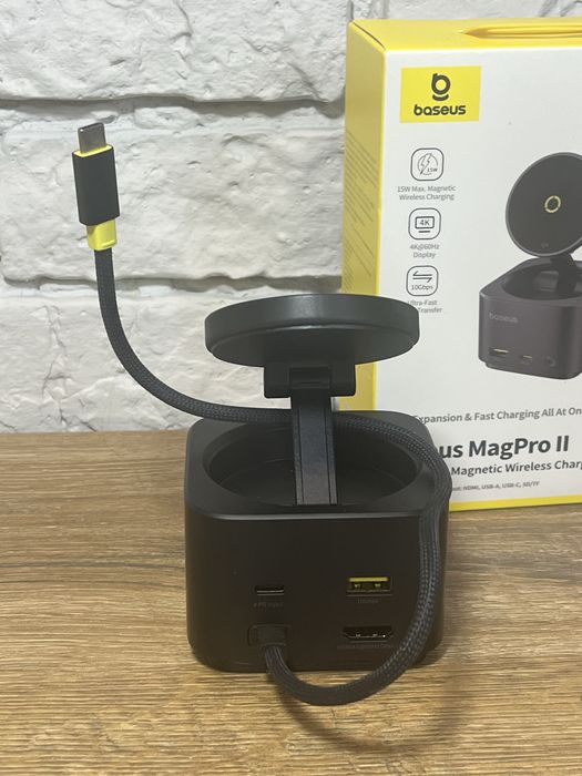 Хаб Baseus MagPro Series II 7-in-1 15W Qi2 Бездротова зарядка