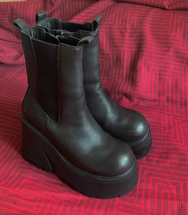 windsor smith ботильйони челсі на платформі в стилі UNIF