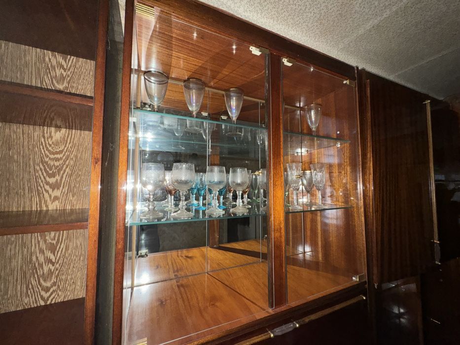 Мебельная Стенка в отличном состоянии