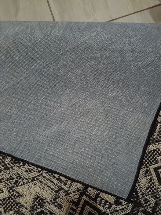 Килим на ризиновій основі