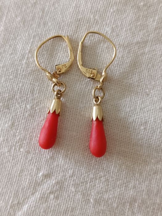 Золото 585.Серьги старинные с кораллами.Европа