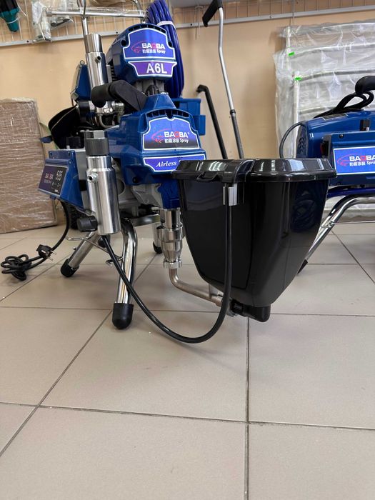 Бак, бункер, контейнер для фарби шпаклівки для фарбувальних апаратів