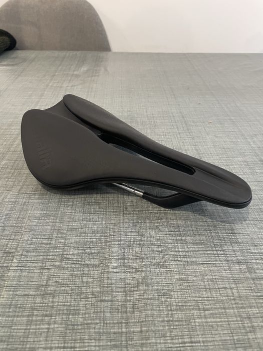 Selim Selle Italia Boost 145