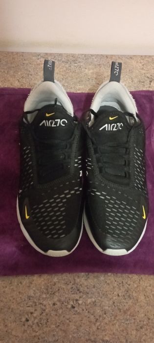 Продам кросівки Nike 943345-016 розмір 38