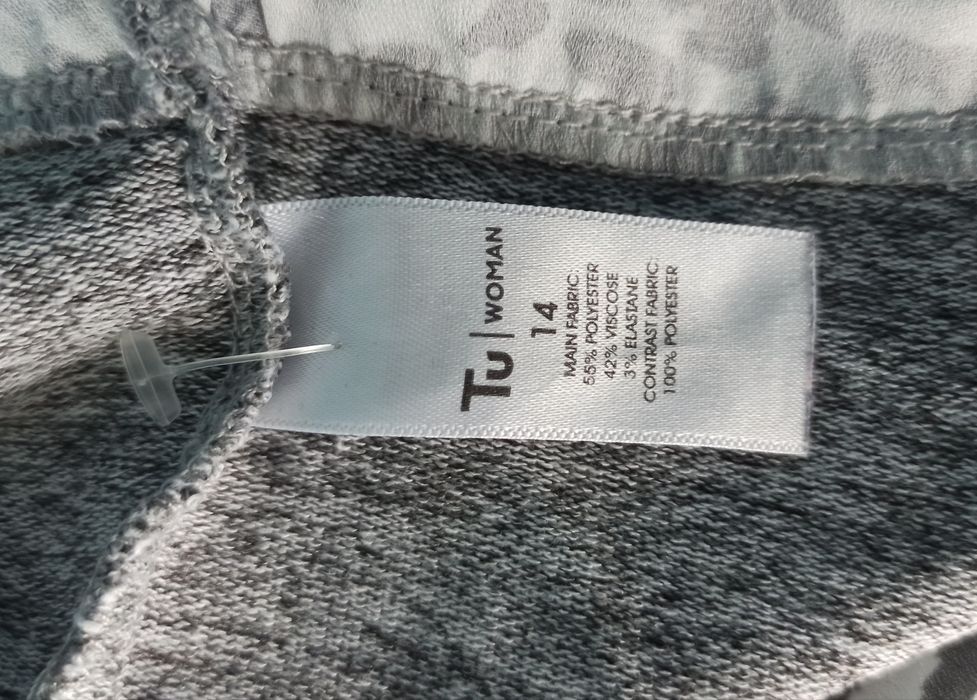 Elegancka bluzka damska z kołnierzem