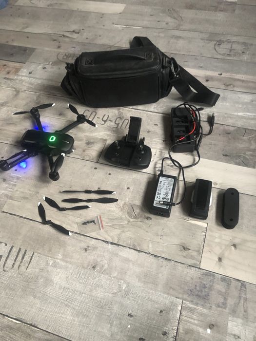 Dron yuneec mantis q