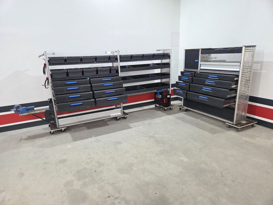 Zabudowa serwisowa warsztatowa CRAFTER SPRINTER TRANSIT MAN TGE IVECO