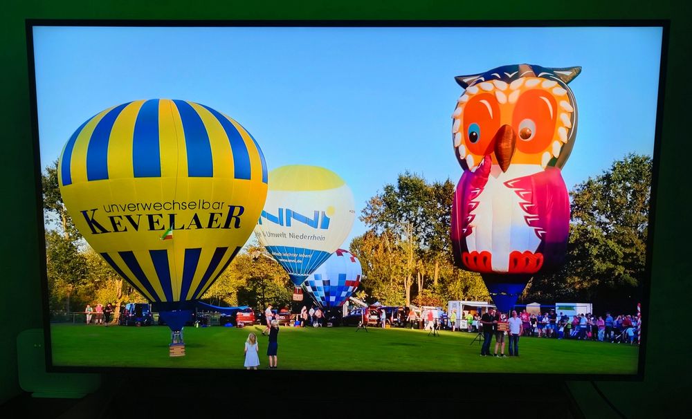Samsung 55 cali Smart TV  4K UHD (3840 x 2160).