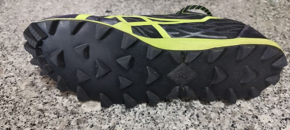 Sapatilhas trail ASICS441225736294256644
