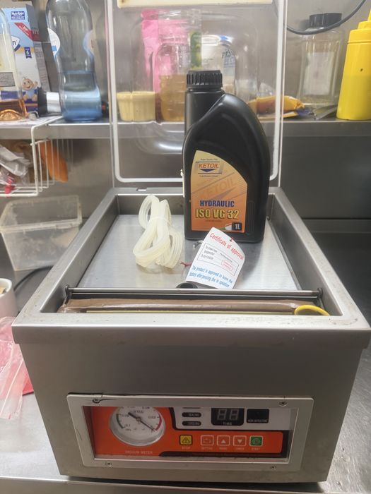 Maquina de vácuo profissional a funcionar