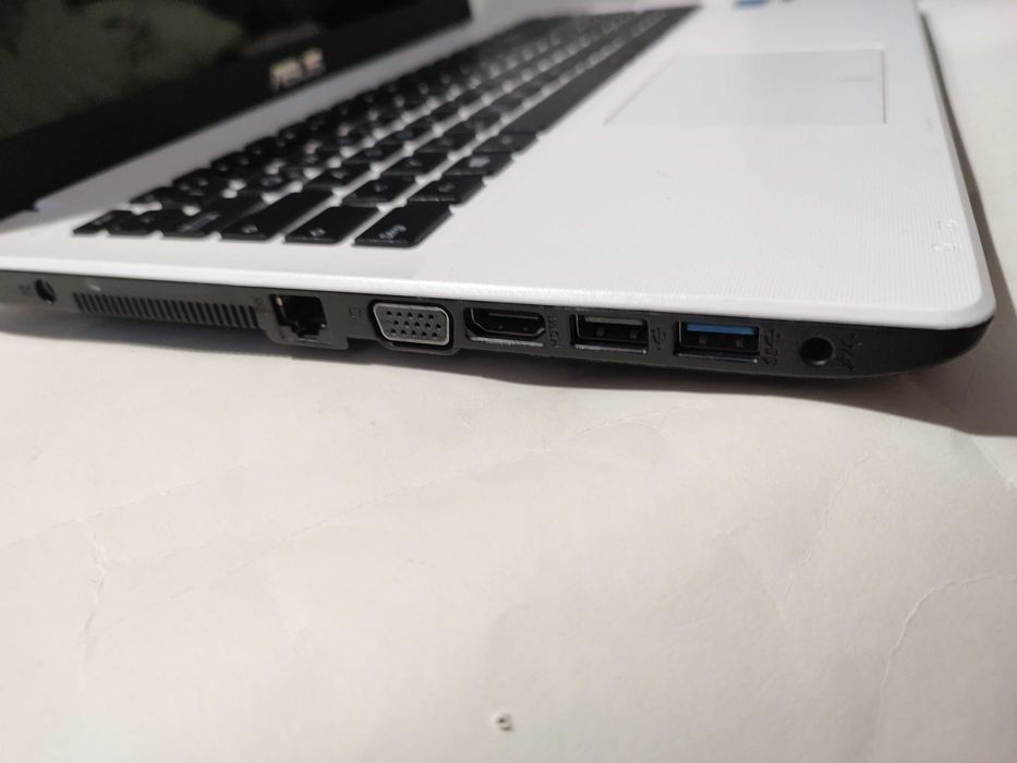 Asus R512M ноутбук: 1 555 грн. - Ноутбуки Вінниця на Olx