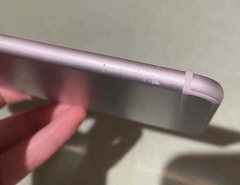 iPhone 6s Plus 128GB + trzy nowe hartowane szkła