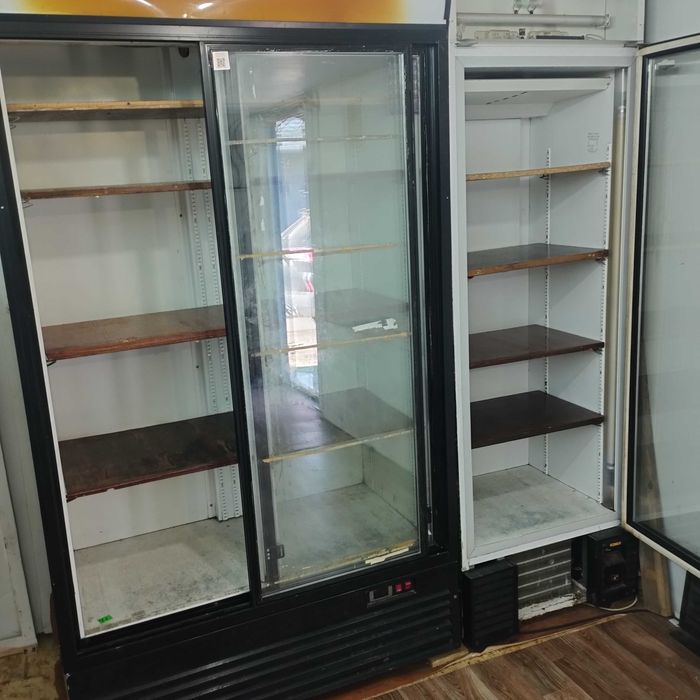 Продам холодильные витрины