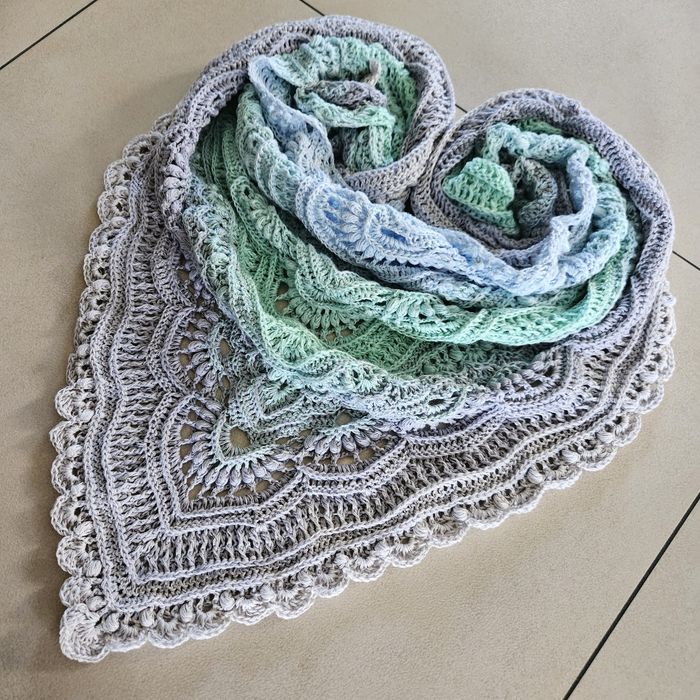 Chusta Handmade idealna na prezent rękodzieło