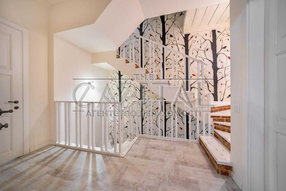 Таунхаус з терасою/газ/на березі річки/КМ Сонячний Луч, Козин