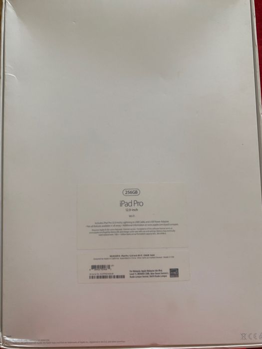 iPad Pro 12.9 model a1584 Gold