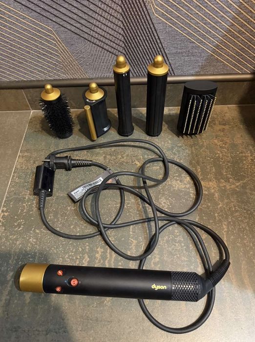 Фен Dyson HS05 1300w