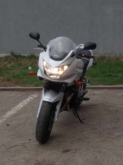 suzuki bandit 650s 2005