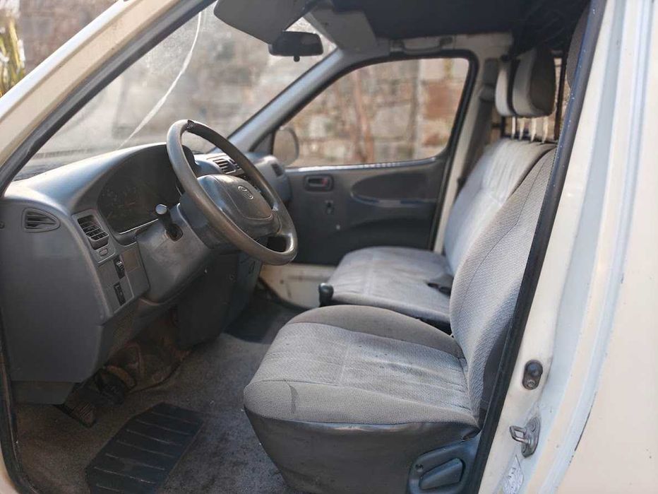 Toyota hiace - com direção assistida