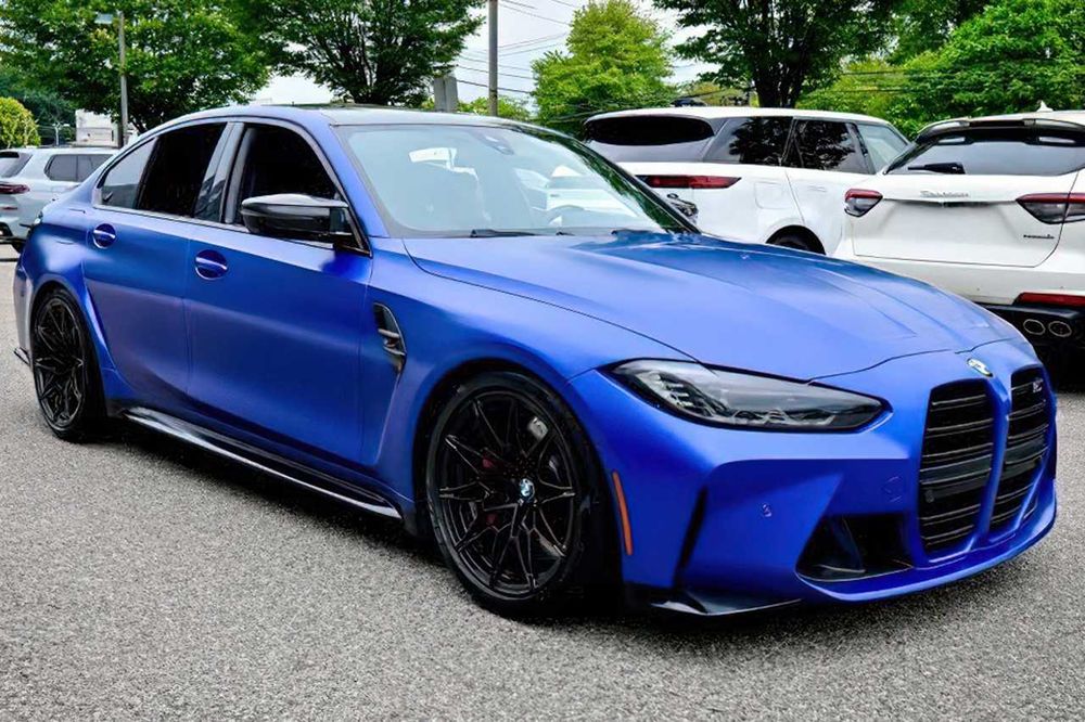 BMW M3 Competition      2021