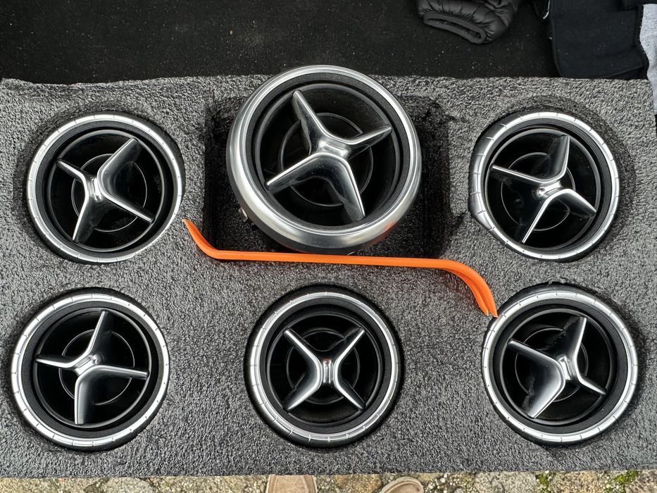 Saidas de ar mercedes cla